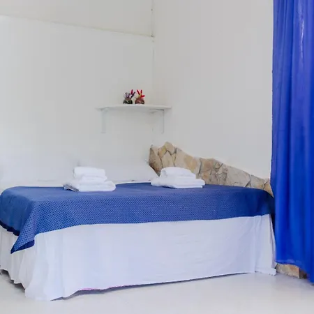 Pensión Only Teens - Baia 3*