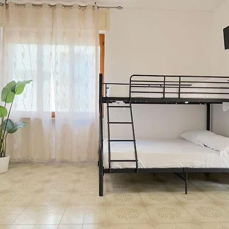 Gasthof Only Teens - Baia Gallipoli