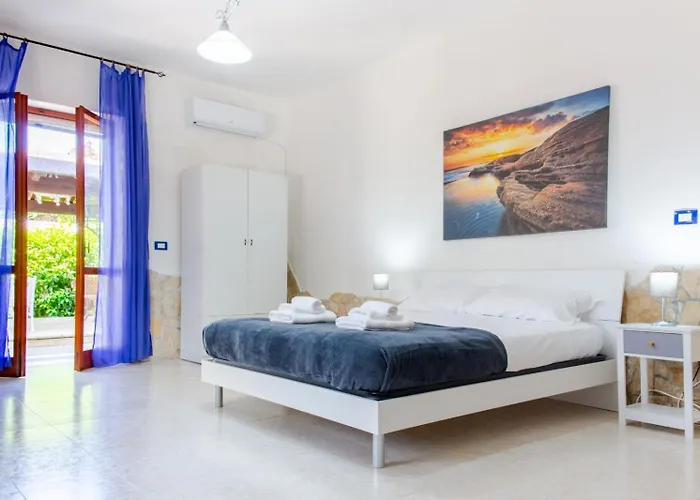 Pensión Only Teens - Baia 3*