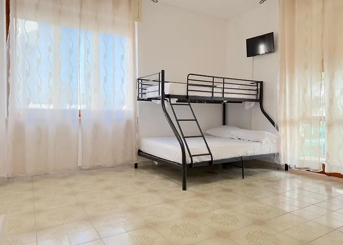 Affittacamere Only Teens - Baia