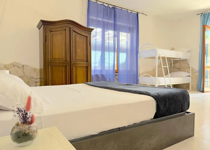 Only Teens - Baia Affittacamere 3*